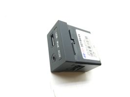 Hyundai i40 USB jungtis 961203Z1504X