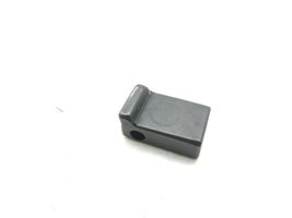 Volkswagen Touran I Fuel Injector clamp holder 