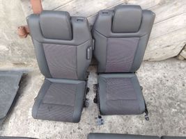 Opel Zafira B Set di rivestimento sedili e portiere 