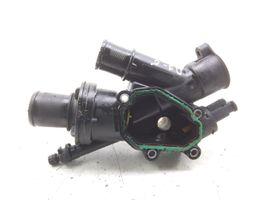 Citroen DS5 Boîtier de thermostat / thermostat 9682141580