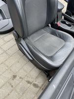 KIA Sportage Fotele / Kanapa / Boczki / Komplet 