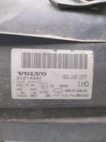 Volvo XC70 Lampa przednia 6948180