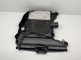 Audi Q7 4M Engine cover (trim) 4M0133837