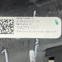 Tesla Model X Moldura del panel (Usadas) 104277310C