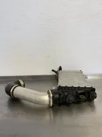 Mercedes-Benz E W213 Starpdzesētāja radiators a6420900414