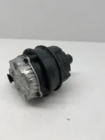 Mercedes-Benz C W205 Pompe à eau de liquide de refroidissement A0005002686