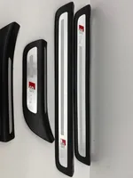 Audi Q5 SQ5 Комплект обшивки порога (внутренний) 8R0853375F