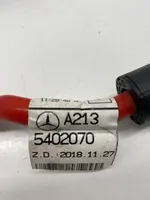 Mercedes-Benz E W213 Pluskaapeli (akku) A2135402070