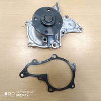 Toyota Avensis T220 Water pump 352316171092