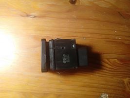 Volkswagen PASSAT B6 Hand parking brake switch 662333