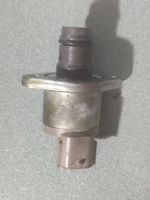 Toyota Avensis T250 Fuel pressure regulator 046003P30