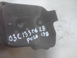 Volkswagen Polo Droselinė sklendė 03C133062B