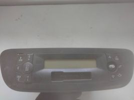 Mercedes-Benz E W210 Radio/CD/DVD/GPS-pääyksikkö A0048201686