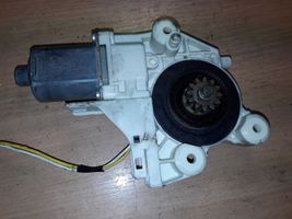 Ford Focus Motorino alzacristalli della portiera anteriore 0130822216