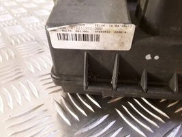 Opel Corsa D Module de fusibles 013217392