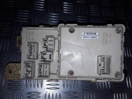 Toyota Avensis Verso Saugiklių blokas 8922144050