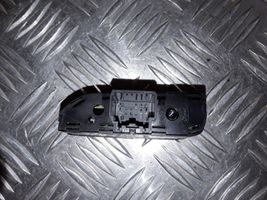Ford Focus Przycisk / Przełącznik ogrzewania szyby przedniej / czołowej CM5T14B418AA
