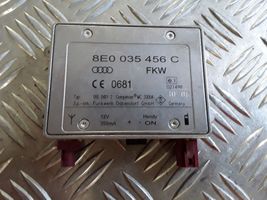 Audi Q7 4L Wzmacniacz anteny 8E0035456C