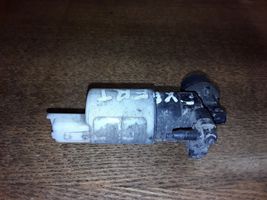 Renault Megane II Windscreen/windshield washer pump 8200295685