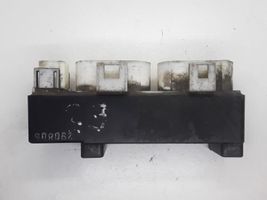 Volkswagen Transporter - Caravelle T4 Coolant fan relay 701919506A