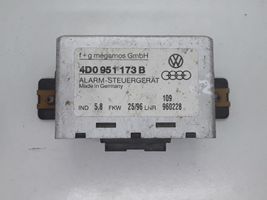 Audi A4 S4 B5 8D Hälytyksen ohjainlaite/moduuli 4D0951173B