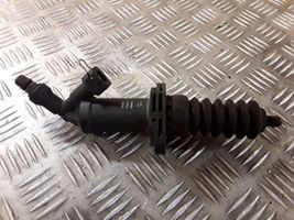 BMW 3 F30 F35 F31 Główny cylinder sprzęgła 13670610