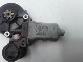 Toyota Avensis Verso Takaoven ikkunan nostomoottori 8571044050