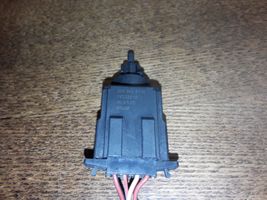 Audi A6 S6 C6 4F Interruttore del pedale del freno 3B0945511C