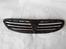 SsangYong Kyron Grille calandre supérieure de pare-chocs avant 7945109000