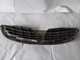 SsangYong Kyron Grille calandre supérieure de pare-chocs avant 7945109000