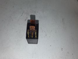 Suzuki Grand Vitara I Other relay 2161A31D