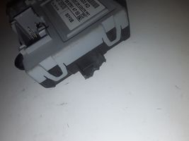 Volvo V70 Durvju vadības bloks 7G9T14B33KD