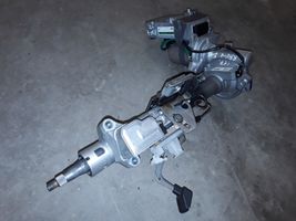 Toyota RAV 4 (XA40) Pompa wspomaganie układu kierowniczego 8965042211