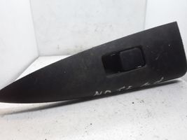 Nissan Note (E11) Interrupteur commade lève-vitre NOCODE