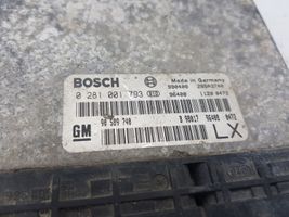 Opel Frontera B Calculateur moteur ECU 90589740