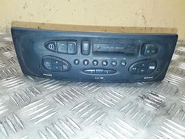 Renault Laguna I Panel / Radioodtwarzacz CD/DVD/GPS 22DC459