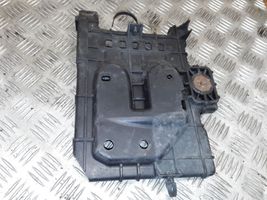 Hyundai Elantra Coperchio/tappo della scatola vassoio della batteria 371502H100