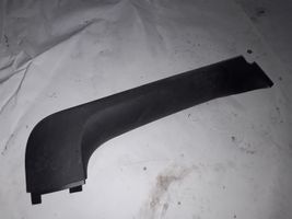 Volkswagen Touareg I Garniture latéral de hayon / coffre 7L6867672