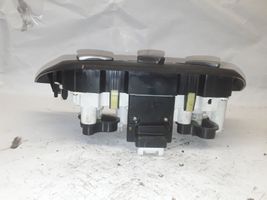 Toyota RAV 4 (XA20) Oro kondicionieriaus/ klimato/ pečiuko valdymo blokas (salone) 5590042100