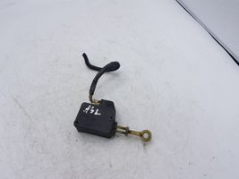 BMW 7 E65 E66 Fuel tank cap lock 