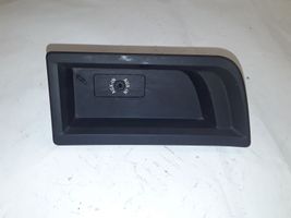 BMW 1 F20 F21 Gniazdo / Złącze AUX 51169207357