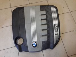 BMW 7 F01 F02 F03 F04 Osłona górna silnika 13717802848