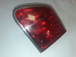 Toyota Avensis T270 Światło przeciwmgielne tylne 89032447A