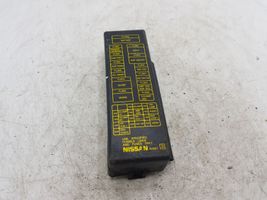 Nissan X-Trail T30 Pavarų dėžės detalė 8H8013