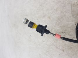Mitsubishi Outlander Throttle cable 