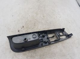 Toyota Corolla E120 E130 Rivestimento pulsantiera finestrino della portiera anteriore 7423202200