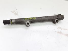 Toyota Yaris Kraftstoffverteiler Einspritzleiste Verteilerrohr 0445214133