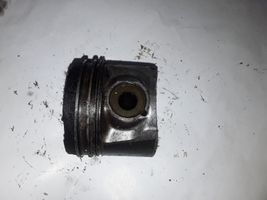 Volvo S60 Piston 