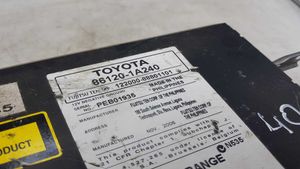 Toyota Auris 150 Unidad delantera de radio/CD/DVD/GPS 861201A240