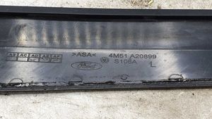 Ford Focus Rivestimento del vano portaoggetti del cruscotto 4M51A20899